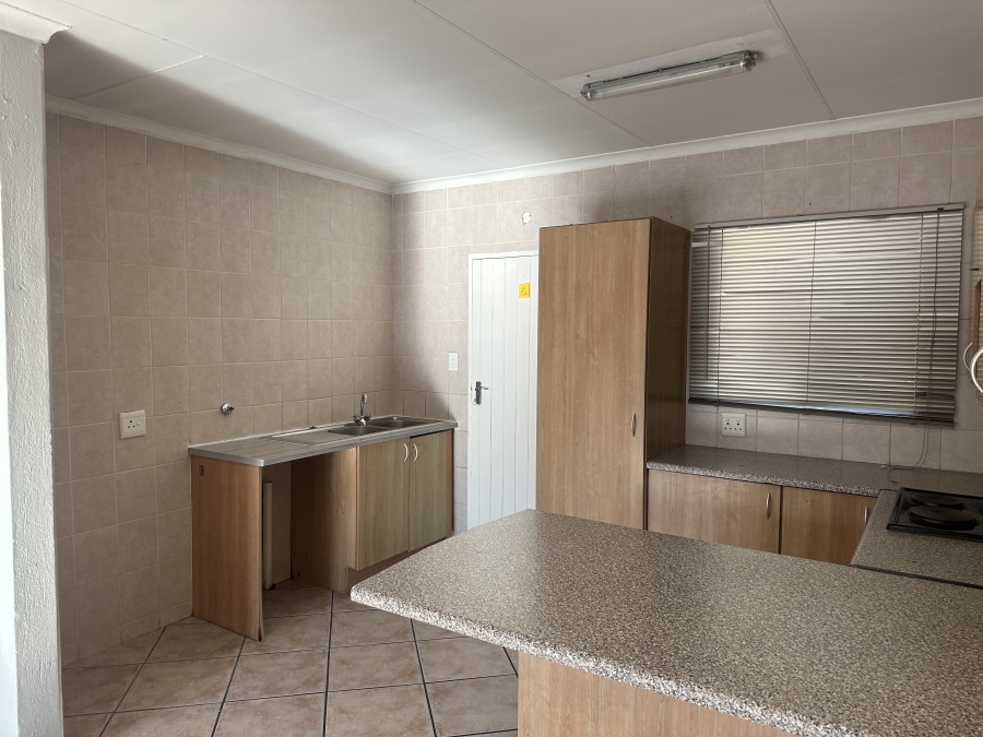 To Let 3 Bedroom Property for Rent in Cashan North West